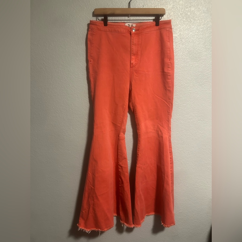 FREE PEOPLE WOMEN'S JUST FLOAT ON HIGH RISE FLARE JEANS - Picture 4 of 14